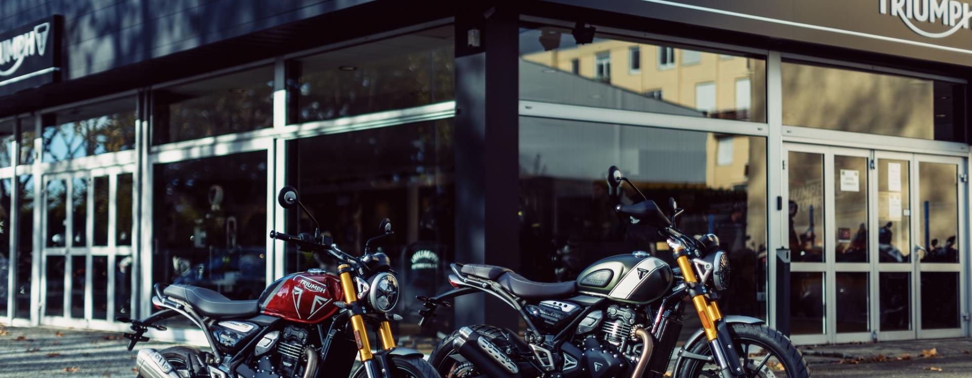 Modèles 400 - Triumph Pau